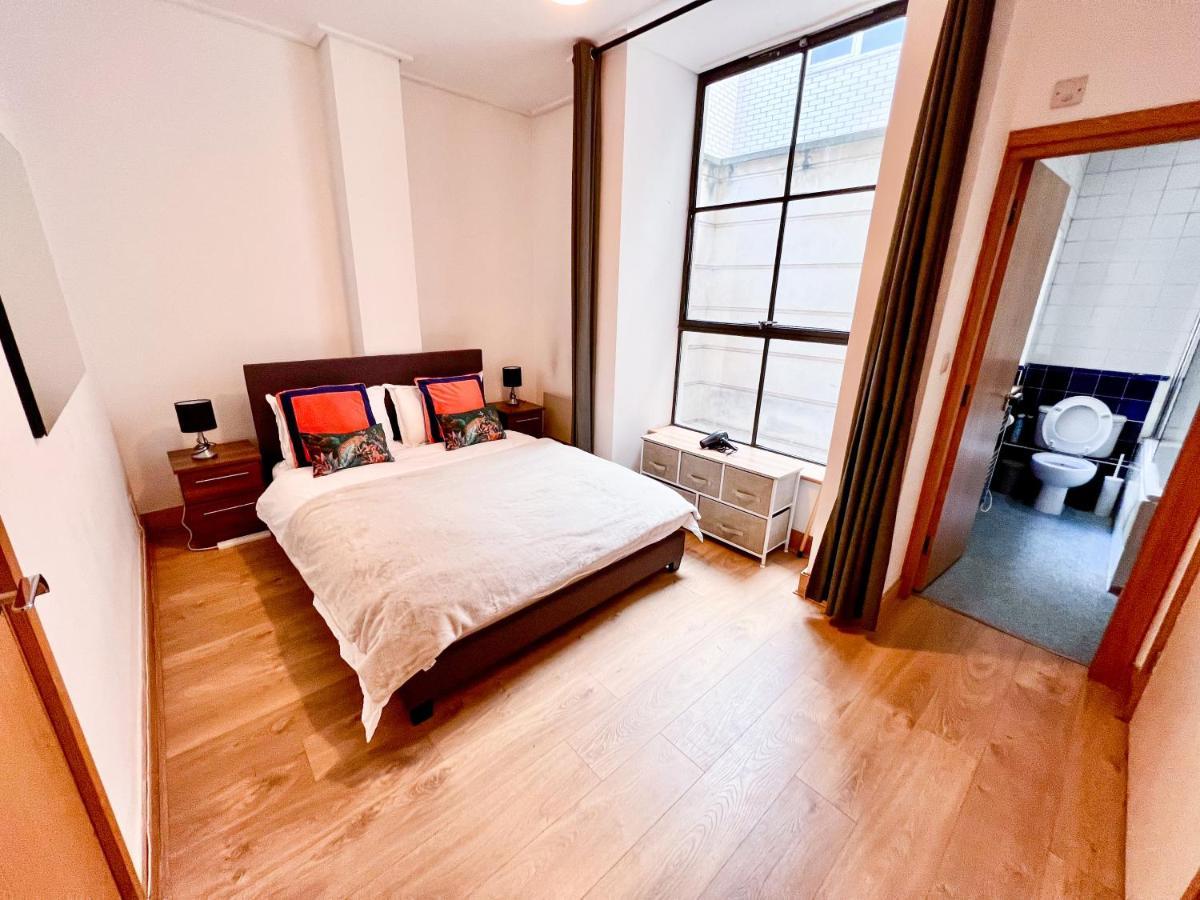 لندن Superior Entire Apartment Between St Pauls Cathedral And Covent Garden المظهر الخارجي الصورة