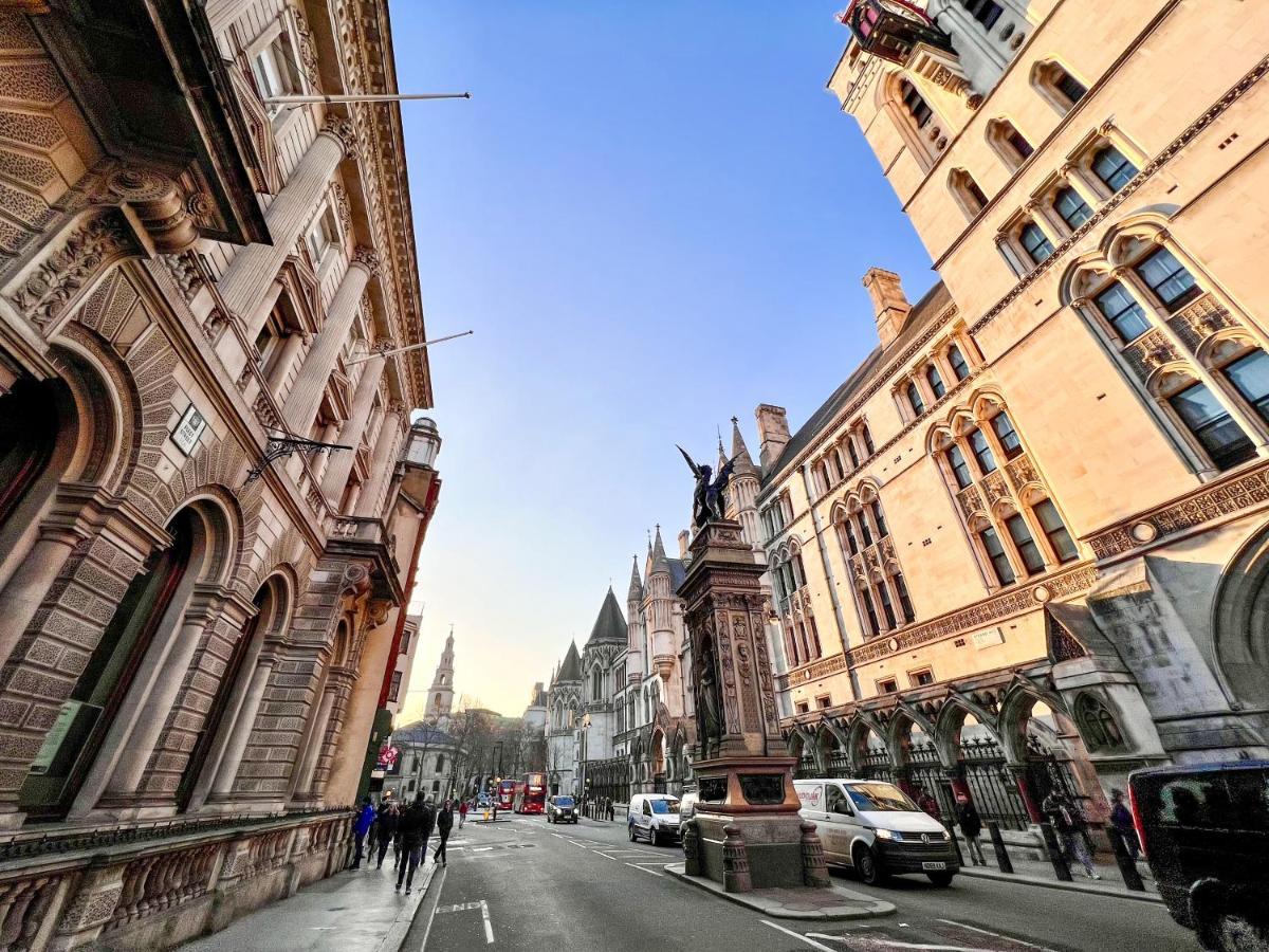 لندن Superior Entire Apartment Between St Pauls Cathedral And Covent Garden المظهر الخارجي الصورة