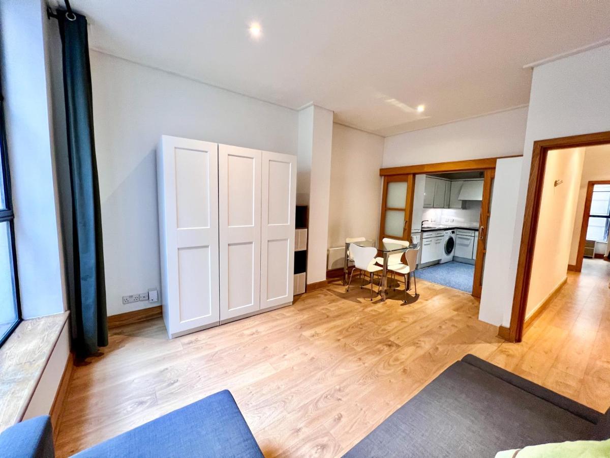 لندن Superior Entire Apartment Between St Pauls Cathedral And Covent Garden المظهر الخارجي الصورة