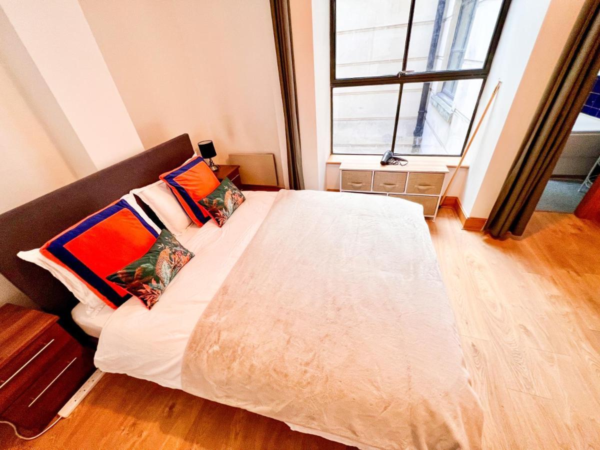 لندن Superior Entire Apartment Between St Pauls Cathedral And Covent Garden المظهر الخارجي الصورة